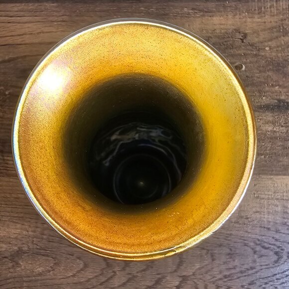 Vintage 1997 Lundberg Studios Gold Iridescent Art Glass Vase 10” - Picture 3 of 7